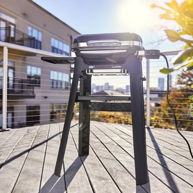 Weber Lumin Compact black w/stand