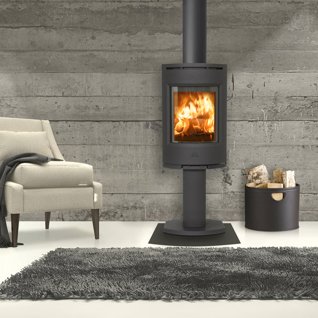 Jotul F136 Wood Burning Stove with Pedestal - Optional Side Glass