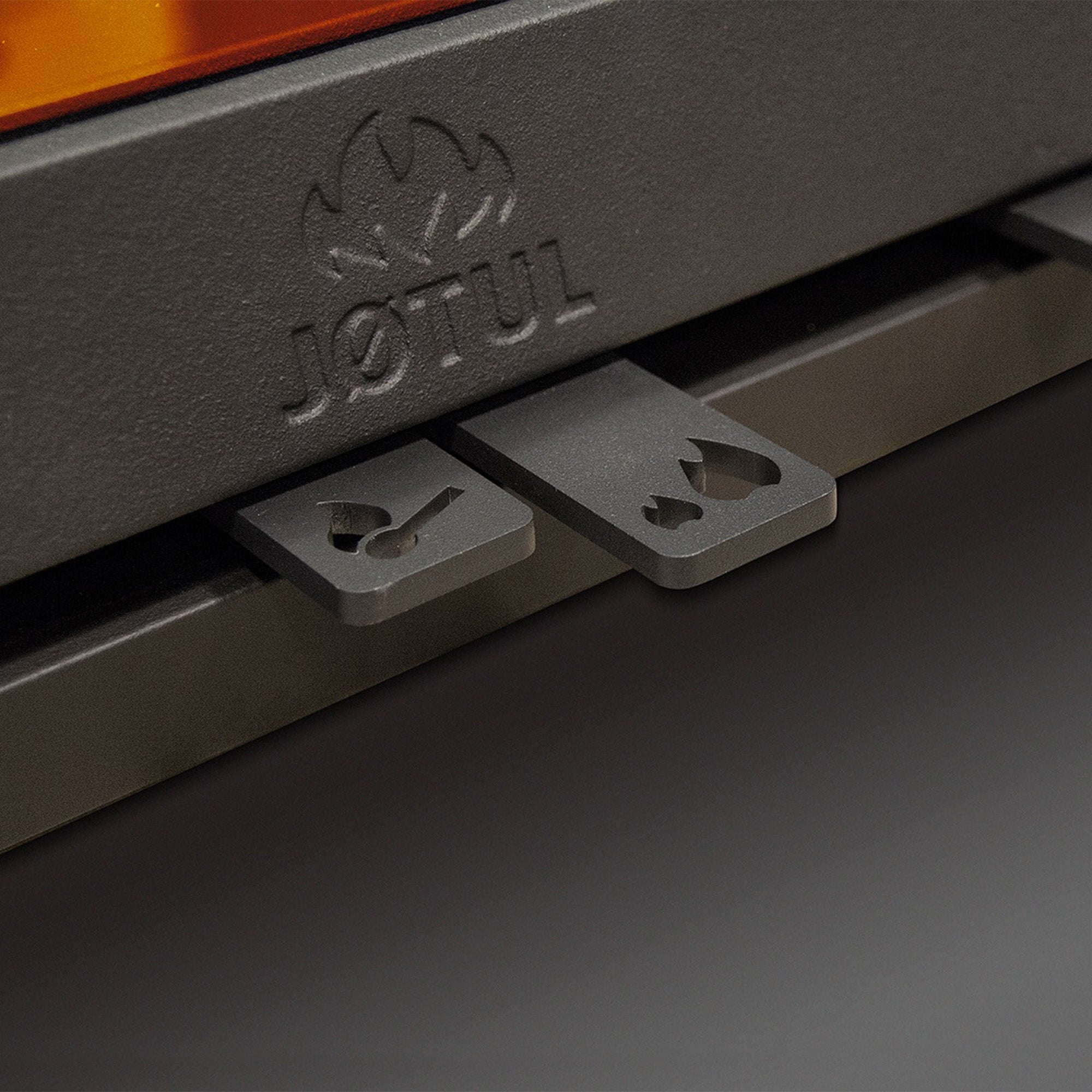 Jotul I 620 Wood Burning Stove - Optional Side Glass