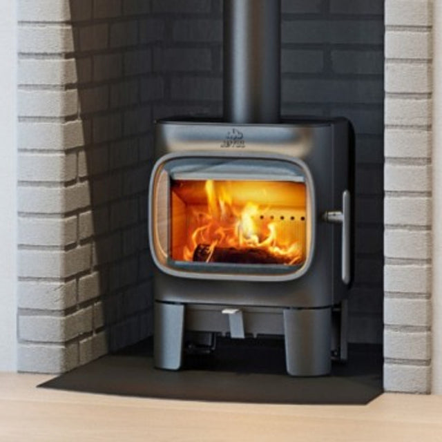 Jotul F105 Wood Burning Stove with Short Legs - Black