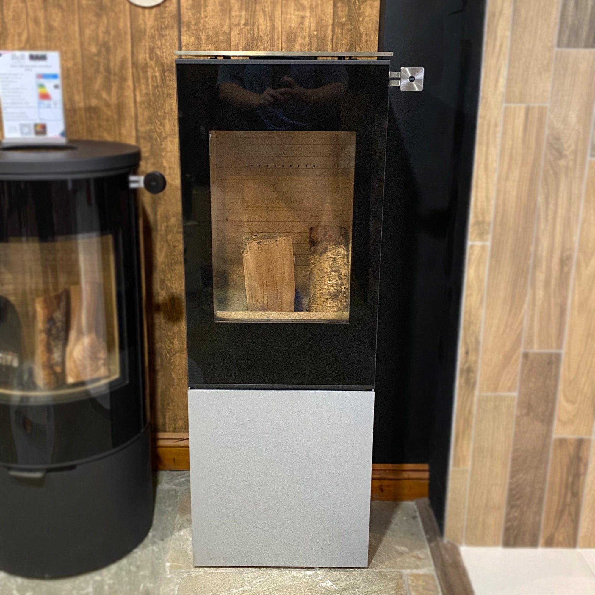 Ex-Display Rais Nexo 120 Wood Burning Stove with CleverAir - Clearance