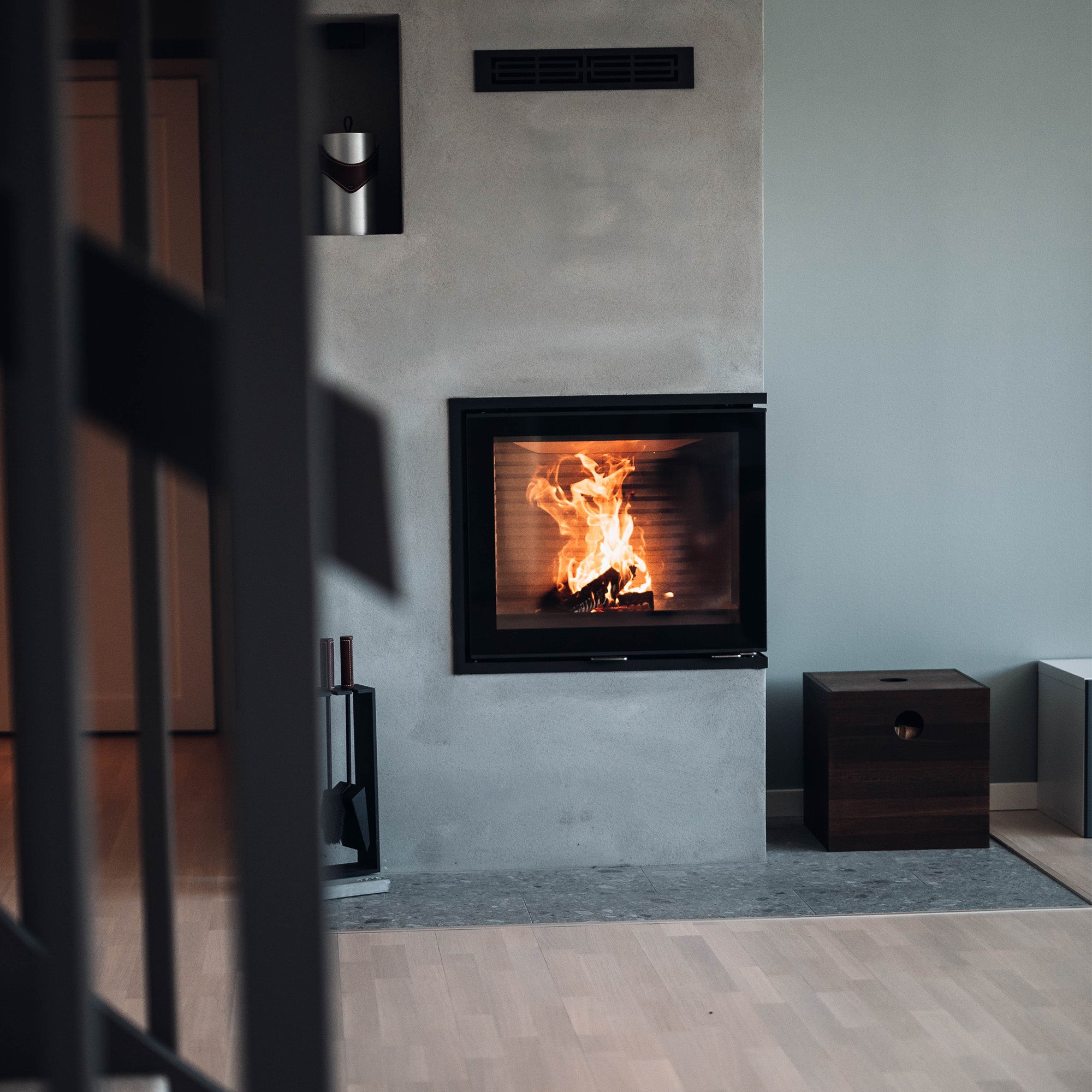 Rais 600 2 Sided Inset Wood Burning Fire