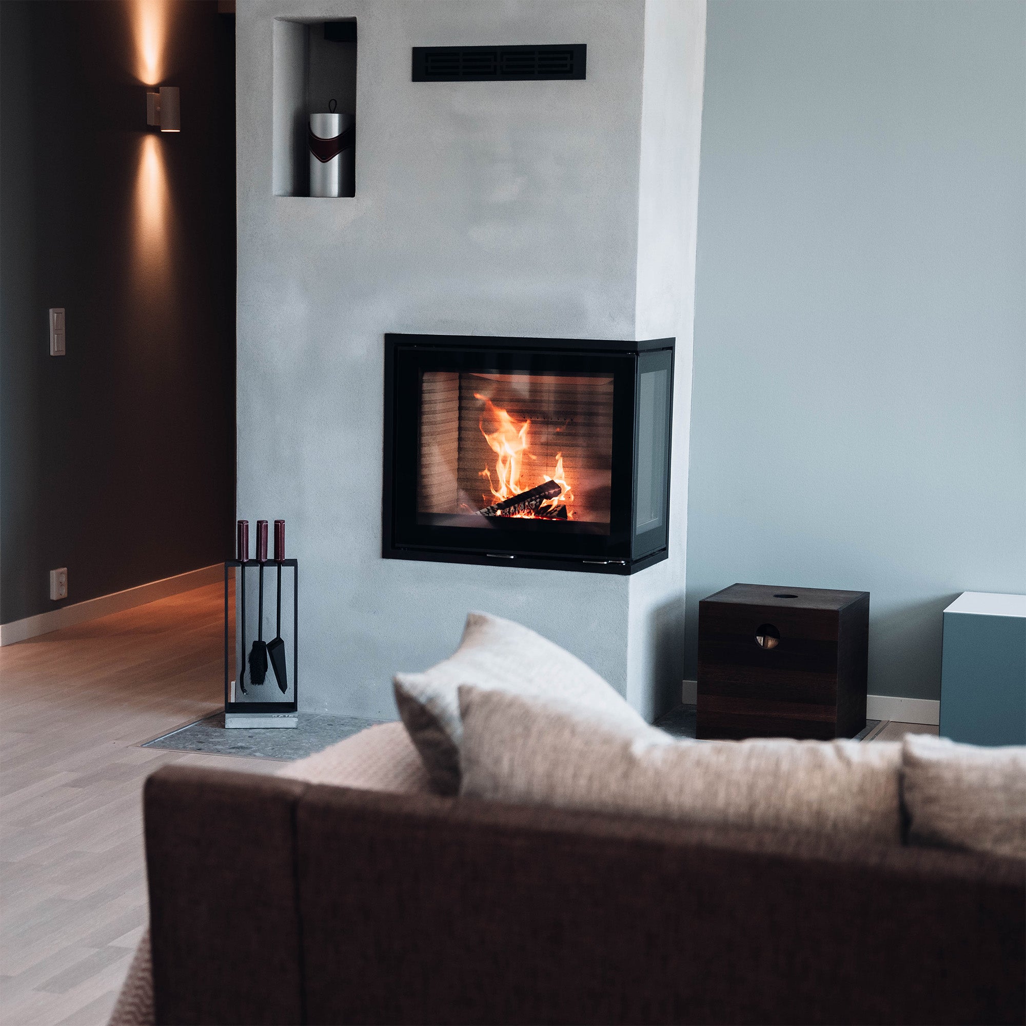 Rais 600 2 Sided Inset Wood Burning Fire