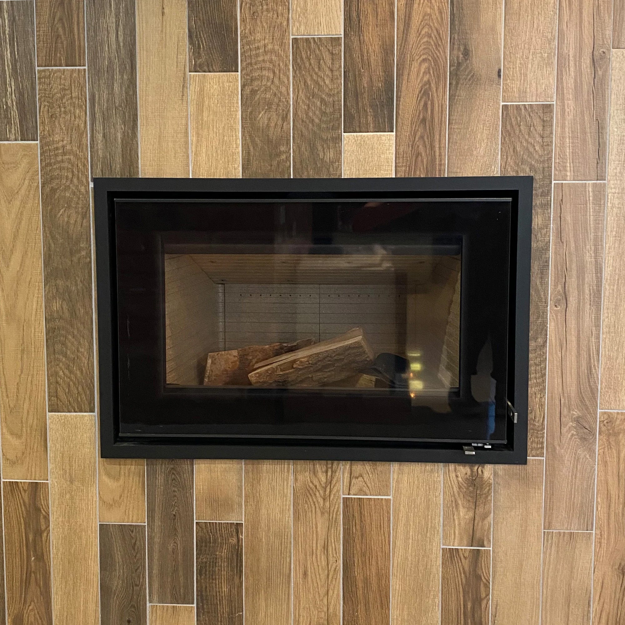 Rais 700 Insert Wood Burning Fire - Ex Display