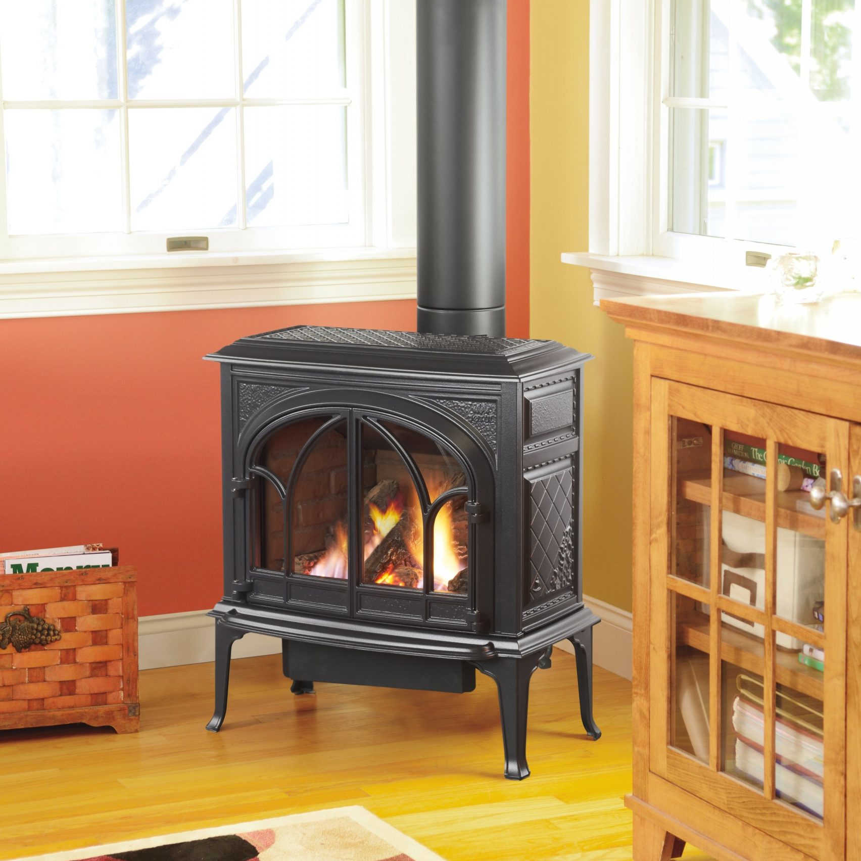 Jotul GF400 Balanced Flue Natural Gas Stove - Matt Black