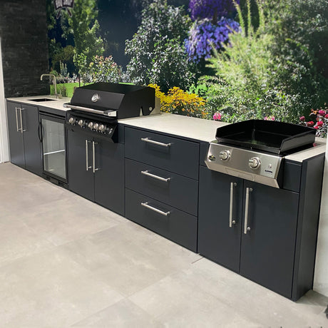 Brabura Outdoor Kitchen in Iron Frost - Ex Display Model