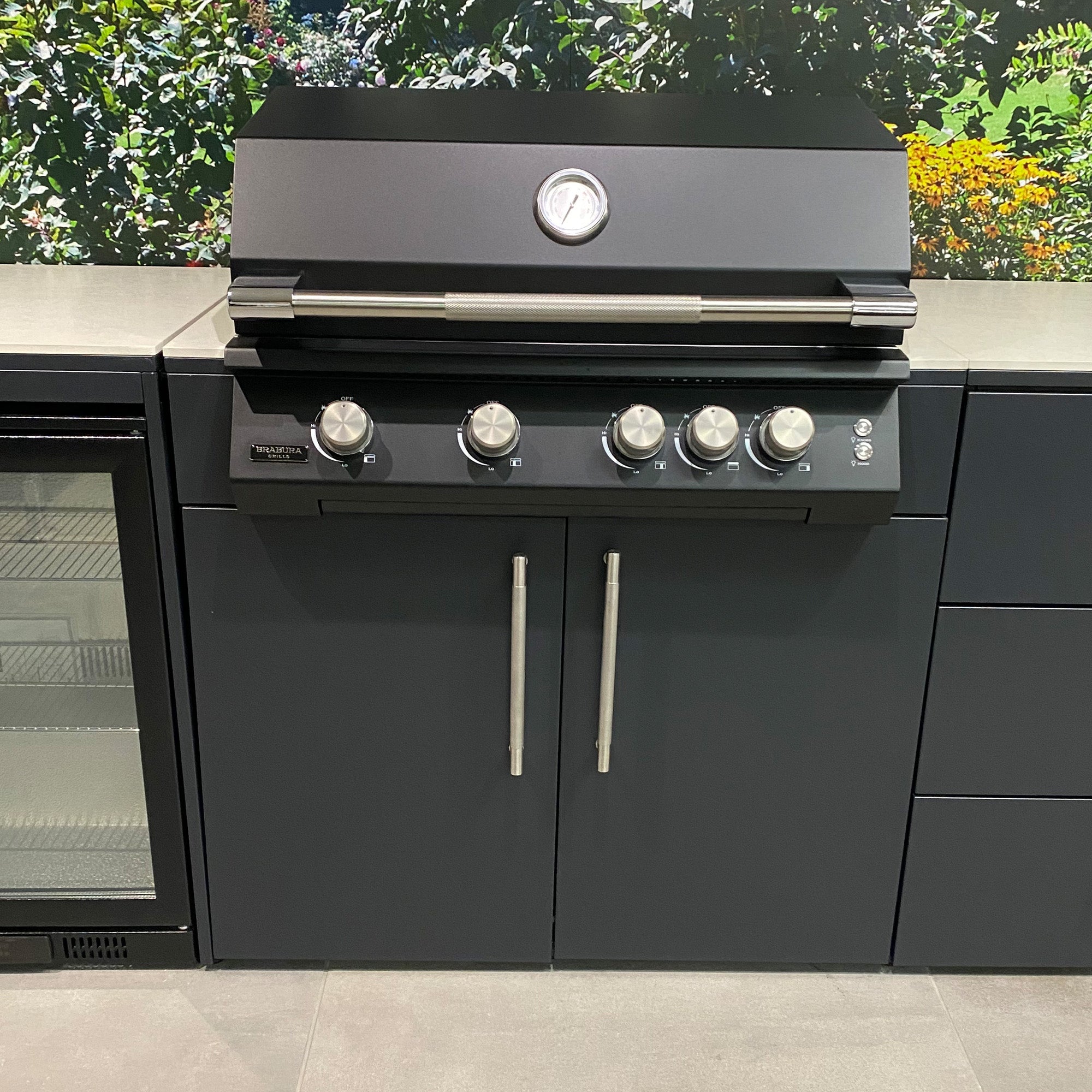 Brabura Outdoor Kitchen in Iron Frost - Ex Display Model