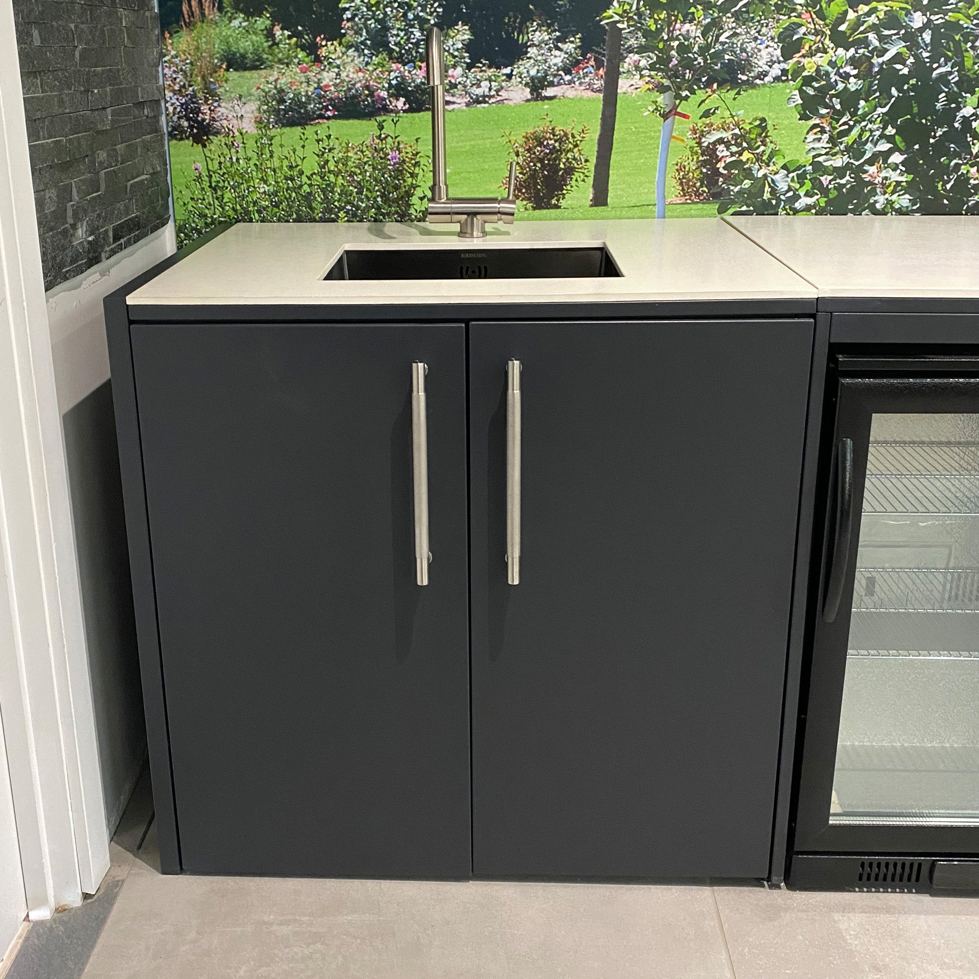 Brabura Outdoor Kitchen in Iron Frost - Ex Display Model