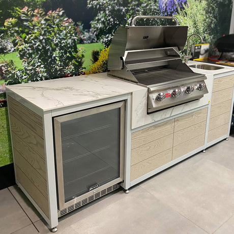 EO Outdoor Kitchen Including Bull BBQ Lonestar Gas Grill and Fridge - Ex Display Model