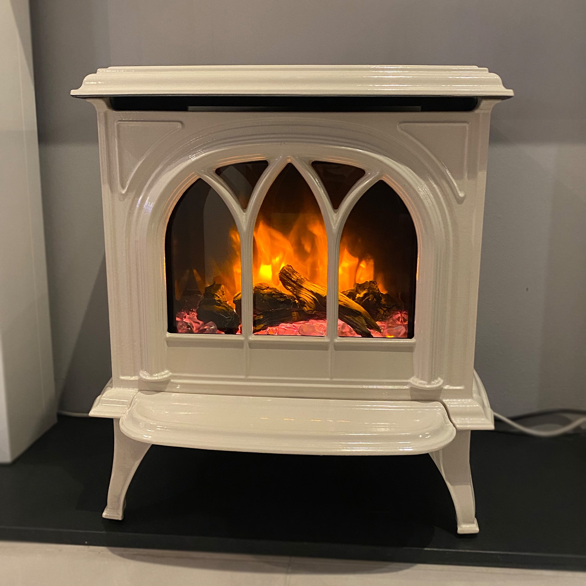 Gazco Huntingdon 30 Electric Stove with Tracery Door - Ivory - Ex Display