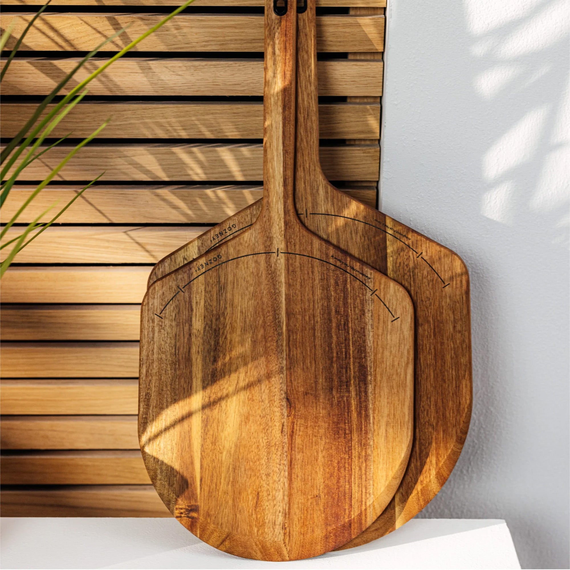 Gozney Acacia Wood Pizza Peel & Server 12