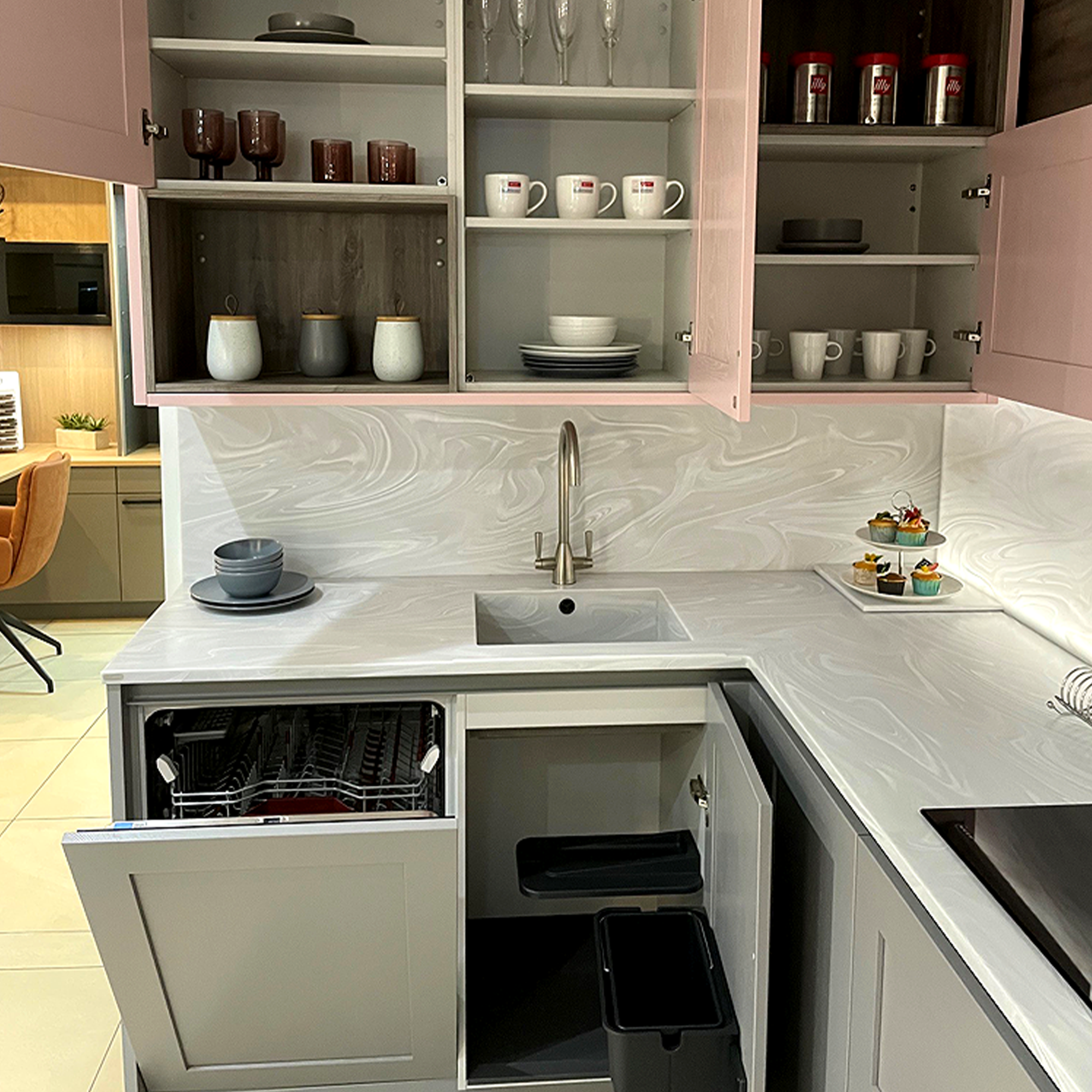 Hacker Pearl Grey & Pink Shaker Kitchen - Ex Display