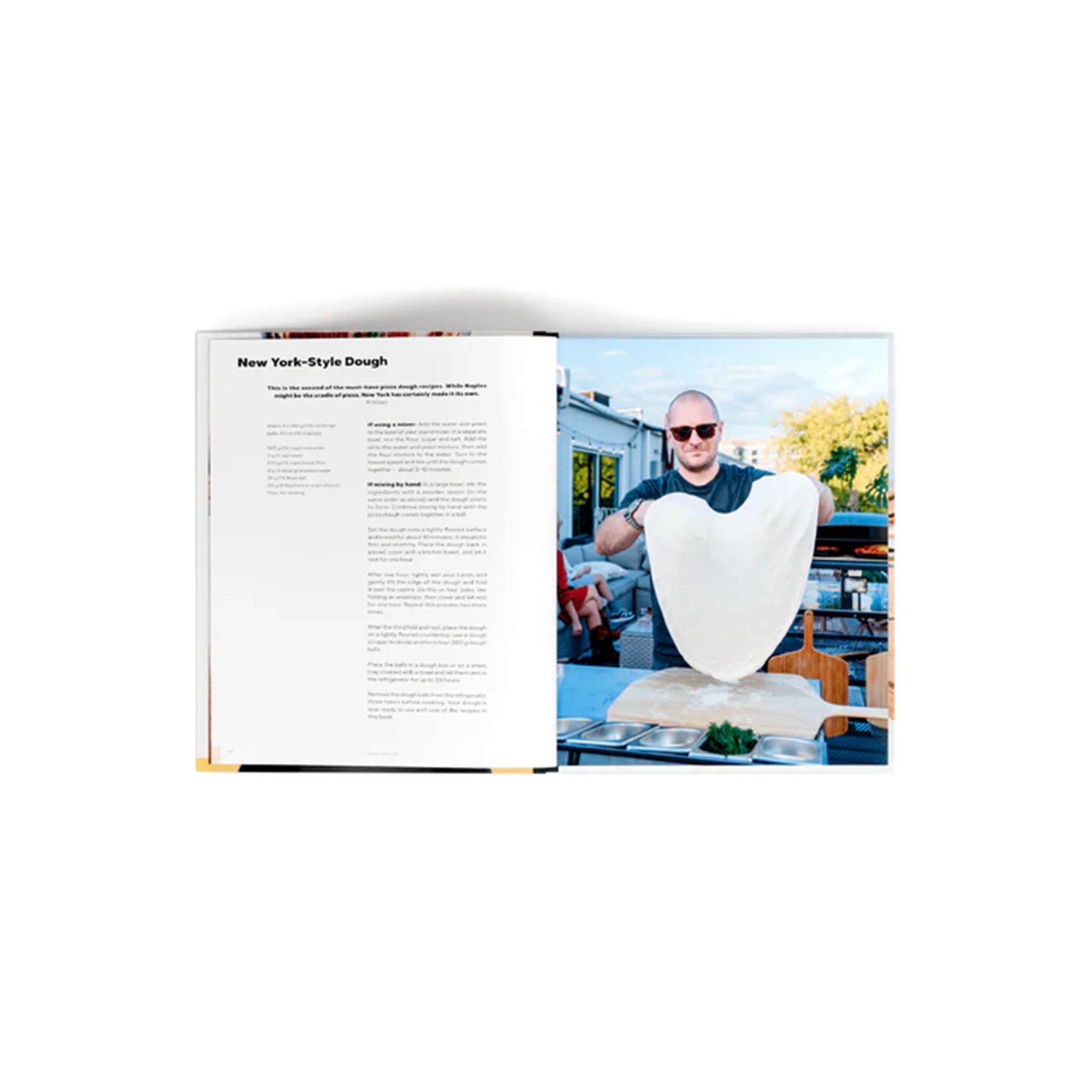 Ooni: Cooking with Ooni Cookbook