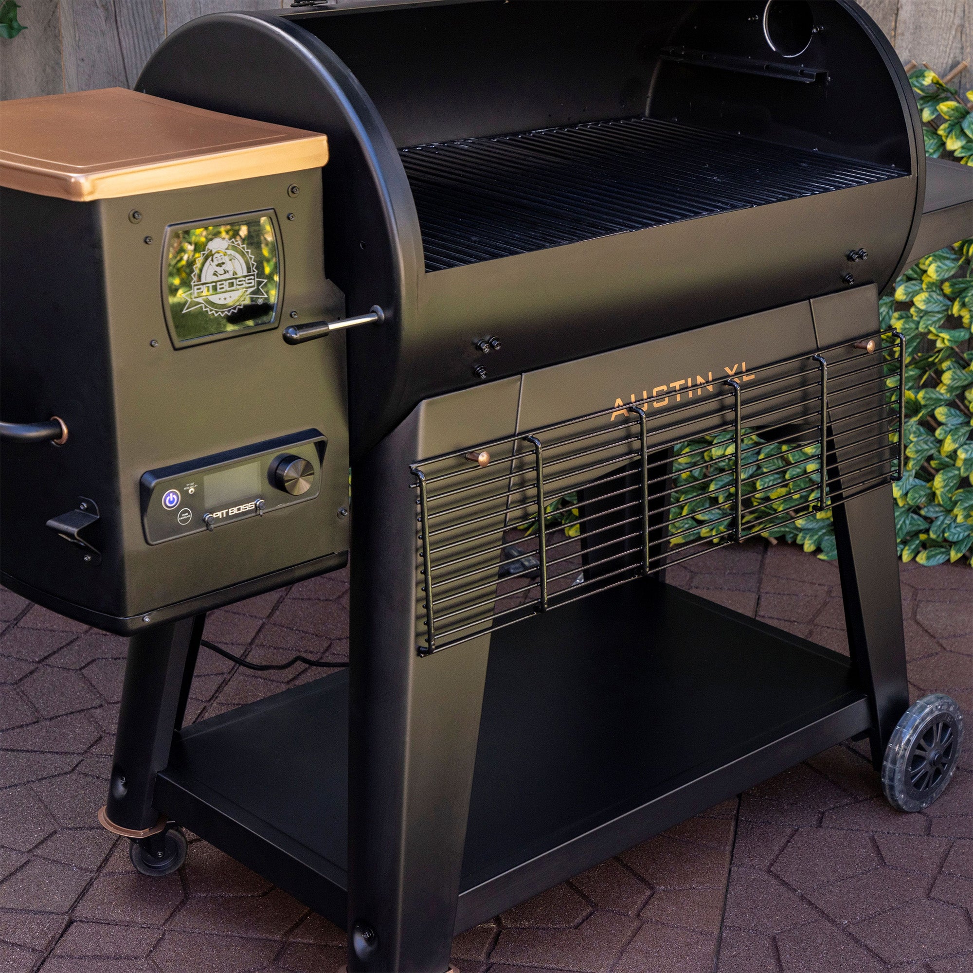 Pit Boss Austin XL Wood Pellet Smoker - Onyx Edition - Includes Free Cover