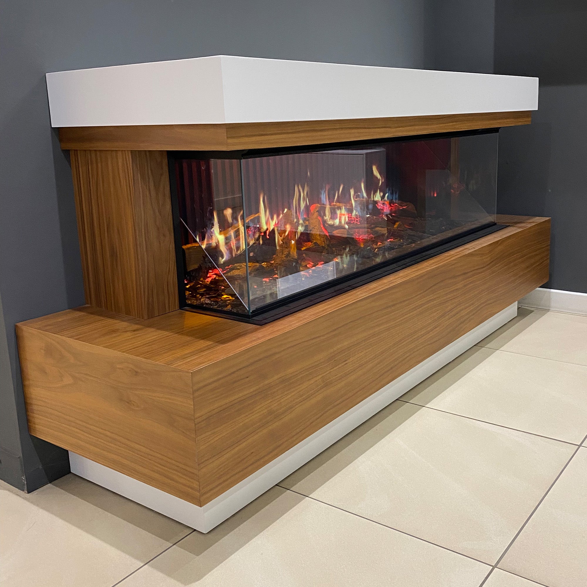 Solus iX15 Electric Fire with Suite - Ex Display