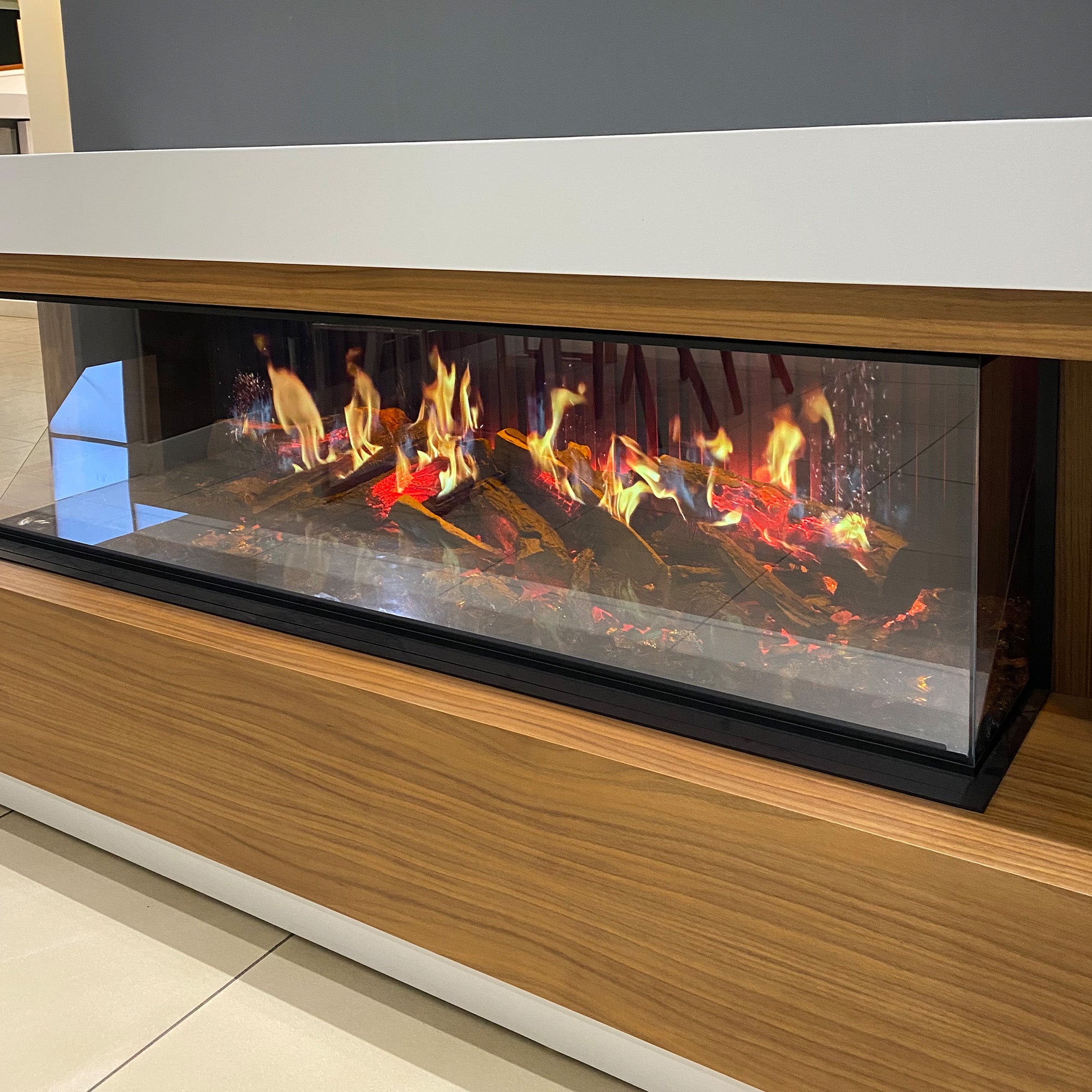 Solus iX15 Electric Fire with Suite - Ex Display