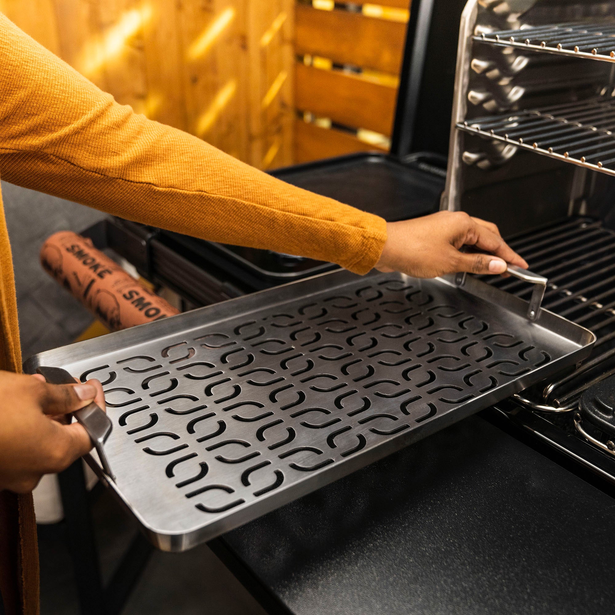 Traeger ModiFIRE® Fish & Veggie Stainless Steel Grill Tray