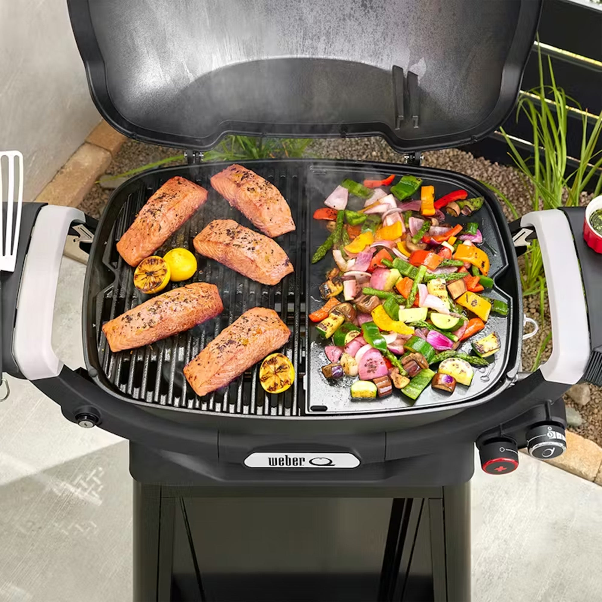 Weber Griddle - Works with Q2100N, Q2200N, Q2800N and Gas BBQs