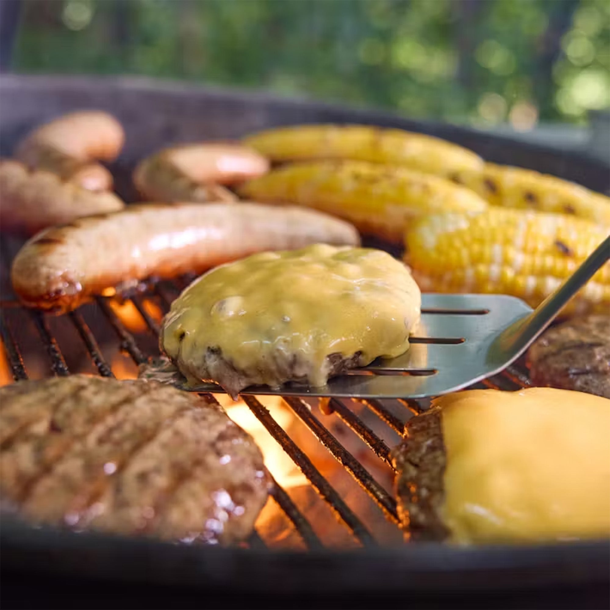 Weber Master Touch Charcoal BBQ 57cm - Smoke