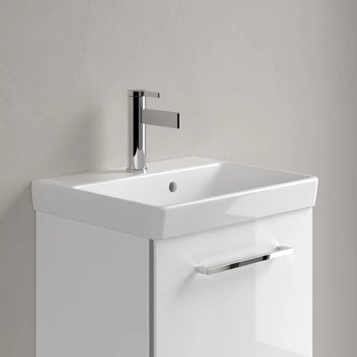 An image of Villeroy & Boch Avento Handwashbasin, 450 x 370 x 180 mm - Not Required
