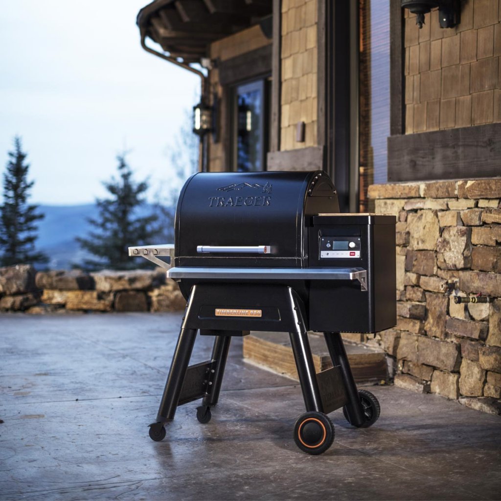 Traeger Timberline 850 D2 Wood Pellet Smoker BBQ - Free Cover and 2 Bags of Pellets Included
